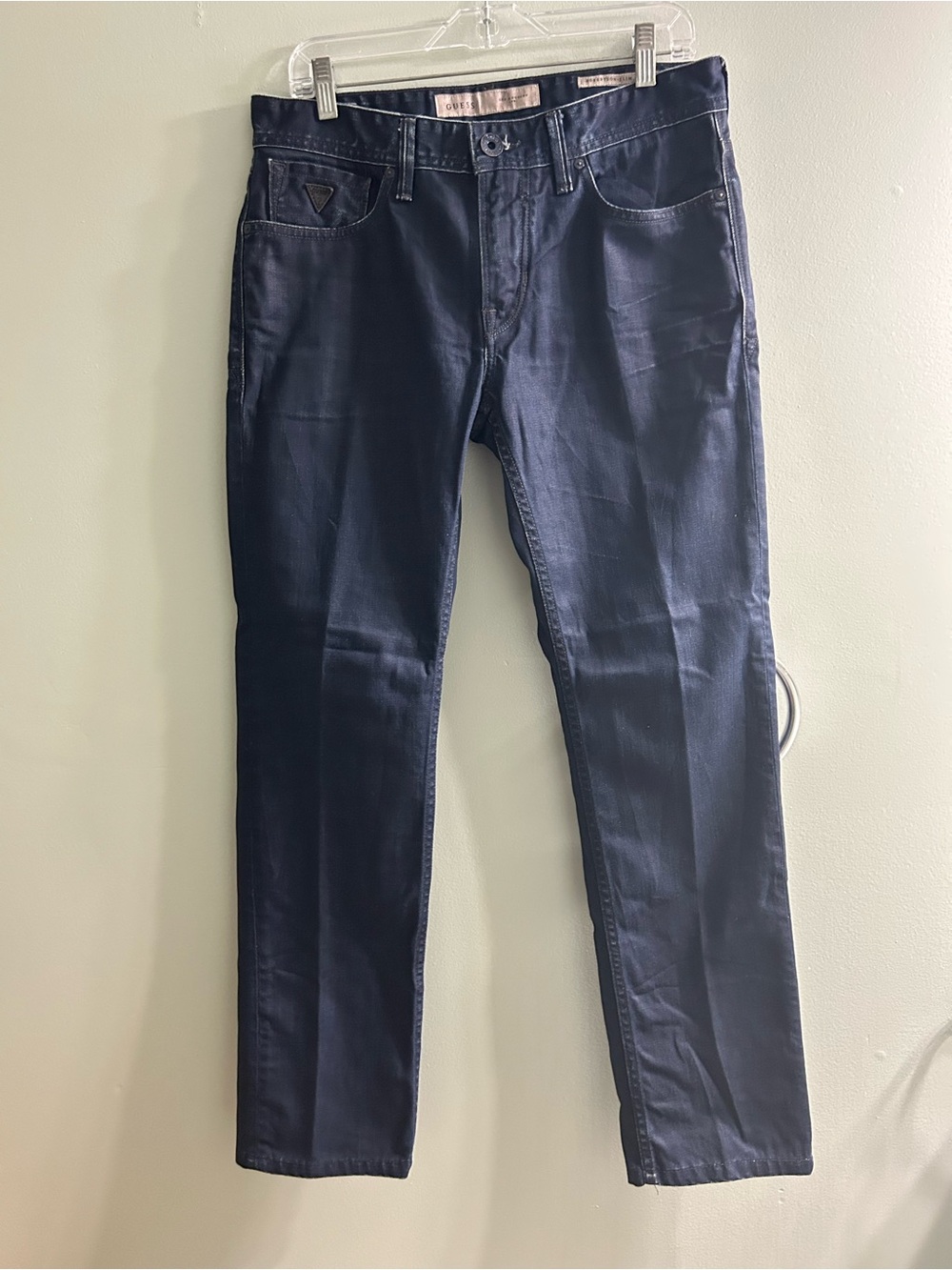 Guess men’s Robertson slim tapered coated jeans luxe 32X30 - Picture 3 of 8
